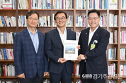 강수현 양주시장, 전재수 문화체육관광위원회 위원장 만나 국제스케이트장 유치 현안 논의
