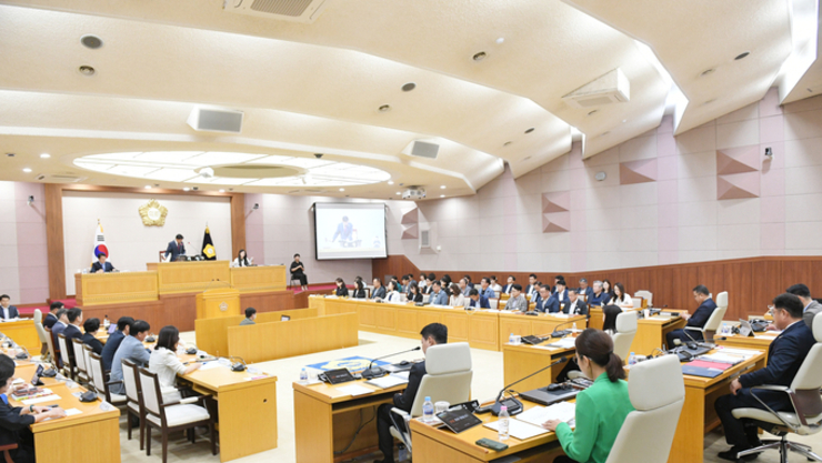 양주시의회, “계절근로자 안전하게 일할 수 있도록 보장" 건의안 채택