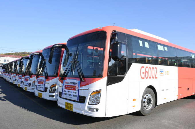 경기도 공공버스 확대사업노선으로 신규노선인 ‘G6002’와 ‘G6004’번이 지난 1일 정식 운행을 시작했다.