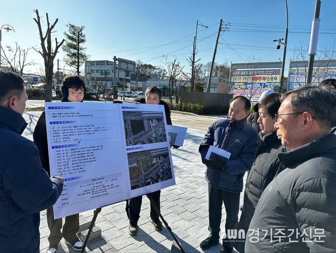  파주시는 월롱역 환승주차장 확충사업이 마무리됨에 따라 운영에 앞서 현장점검을 실시했다.