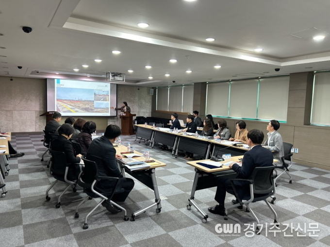  파주시가 4일 타당성 조사 및 기본계획 연구용역 착수보고회를 열고 국민안전체험관 건립 및 운영계획 구체화에 나섰다.<br>