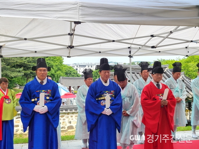  제3회 우계문화제가 5월 25일 파주읍 향양리 우계사당에서 성황리에 개최됐다. 