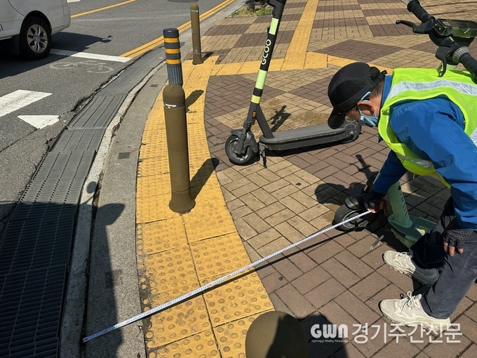  파주시는 5월 2일부터 「개인형 이동장치(PM, Personal Mobility) 종합대책」의 일환으로 개인형 이동장치 ’반납금지구역(레드존)’과 ‘집중관리구역’ 운영을 본격 시행한다. / 사진=파주시<br>