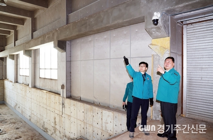  파주시는 오는 10월 1일 운정신도시 산내·한울마을 내 유수지에 위치한 기존 오수중계펌프장 건물을 ‘산내 다목적실내체육관’과 ‘한울 실내탁구장’으로 새 단장하는 공사에 착수한다. / 사진=파주시<br>